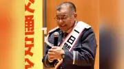 掛布雅之さんが一日署長、自転車ヘルメット着用呼びかけ 堺で秋の交通安全運動