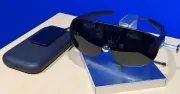 「Vision Pro」に迫る約100gの軽量MRグラス「Meta VR Glasses」を試す