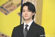 佐野勇斗、夜の山でカブトムシ捕りに挑戦「めっちゃ嬉しい」と大興奮