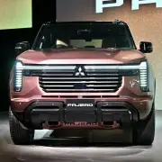 新型パジェロのデザイン哲学は「格」「鍛」「純」の3文字に集約、世界初公開で実車を徹底解説