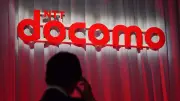 ドコモ、年度内に5G基地局1万局以上整備へ 通信品質改善で他社並みに