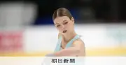 五輪銀イグナトワ、ベビーカー押し復帰戦 4回転ルッツも披露