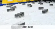 大阪駅前のブロックに賛否、市がフェンス設置へ 安全性を重視