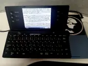 乾電池駆動のポメラDM100を再評価、喫茶店での文書作成に最適な旧型ガジェット