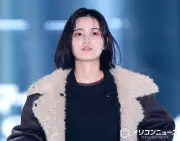 櫻坂46的野美青、TGCでアンニュイヘアにイメチェン 異素材MIXコーデ披露