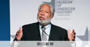 スミソニアン協会トップ退任、トランプ政権の圧力で続投困難に