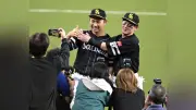ソフトバンクがパ・リーグ３連覇、６回に柳町・牧原大の適時打で逆転…西武は日本ハムに競り負け
