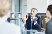 会議での「言い訳」を未然に防ぐ「布石管理」というコミュニケーション術