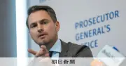 ウクライナ議会、クラウチェンコ検事総長を解任　汚職巡る発言で