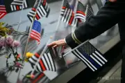 米同時テロ25年、NYで追悼式典 トランプ氏欠席に遺族が非難