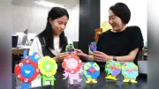 万博で勇気もらった女性、園芸博マスコット折り紙考案 開幕半年前にPR
