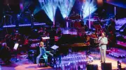 YOSHIKI、グローバン迎えた「Forever Love」30周年バイリンガル版を世界配信