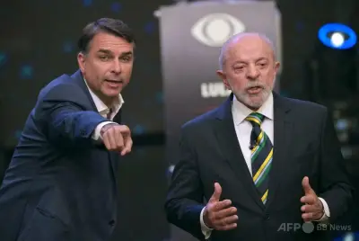 ブラジル大統領選、ルラ氏とボルソナロ氏が初討論会で激しい非難の応酬
