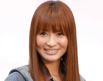 新山千春、愛車ランクル70の代車に反響「尾形とお揃いにしたのかと思った！笑」