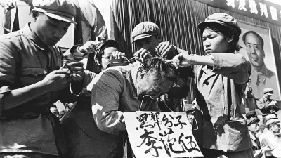 中国で薄れる「内乱」の記憶、賛美する若年世代 密告奨励に「文革2.0」への警戒感