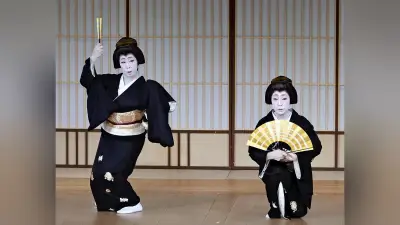京都・宮川町の芸妓組合長、21年ぶり交代 ふく葉さんからふく佳さんへ