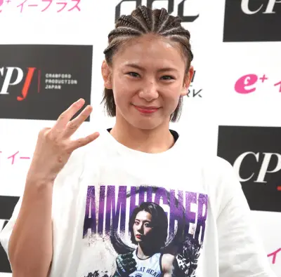 ケイト・ロータス「生き残りました」RIZIN激闘制し母に感謝、マイク拒否の真意語る