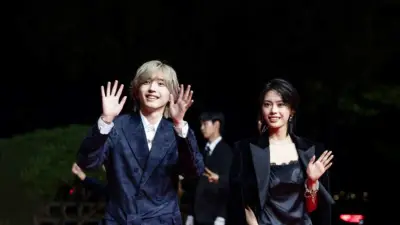 道枝駿佑＆安斉星来、釜山国際映画祭で海外初参加　韓国ファン熱狂「みっちー！」