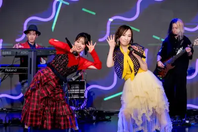 東山奈央、音楽番組初出演『Anison Days』で森口博子と「真夜中の怪獣」コラボ