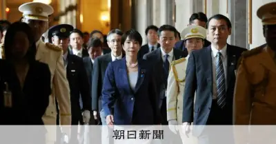 消費減税「最優先」首相が所信表明演説　沖縄の米兵事件で抗議