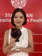 16歳・姫野花春、映画初出演で釜山国際映画祭の最優秀俳優賞を受賞