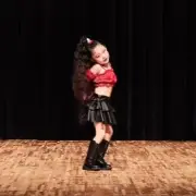「ホンマに6歳!?」HANA「ROSE」踊る少女が初コンテストで3位入賞