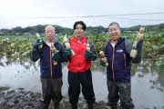 相葉雅紀ら、れんこん収穫に挑戦 落ち込んだ時の過ごし方も告白