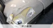 クマが駐車中の車に侵入し座席を引き裂く　住民にけがなし　北海道清里町