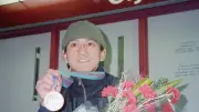 因縁の地サラエボ市長の言葉に心動かされ副村長就任　黒岩彰さん