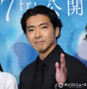 柄本佑、Tシャツ収集がやめられず「ギチギチで閉まらない」と自己愛語る