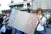 仏高校デモで最大500校が休校、逮捕者5000人超に