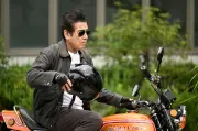 『GTO』最終回で校長・宇梶剛士の正体判明 元ヤンキーでバイク通勤に反響