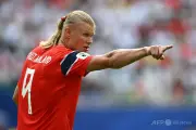 ハーランド選手、航空会社を提訴 機体の合成写真めぐり