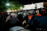 住宅費高騰でポルトガル首都にデモ、広場にテント設置の抗議