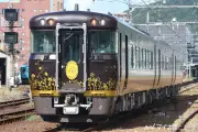 JR西日本の観光列車「はなあかり」、2027年冬に特急「かにカニはまかぜ」「はまかぜ」へ増結