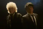 玉置浩二×ASKAコラボ曲「音銀河」「命の宿り」MV同時公開、壮大な世界観