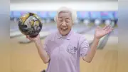 九州最高齢９８歳ボウラー米村フサエさん、週１回５ゲーム楽しむ