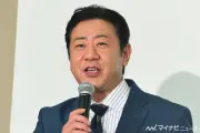 花壇の前で別人のように優しい“伝説のおじさん”に錦鯉・渡辺隆「絵本にできるんじゃない?」