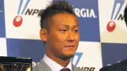 中田翔、37歳で懐かしのファイターズユニフォーム姿披露「やっぱり似合います」と反響