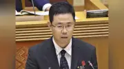 沖縄知事、オスプレイ容認姿勢「配備撤回は現実的でない」初表明