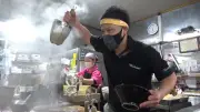 『オモウマい店』うどん店主、新体制を「最強メンバー」と語る 4年密着の店で15人退職も新人育成に密着