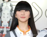 Perfumeかしゆか、ぱっつん前髪封印のおでこ見せショットに反響「わけゆか!エレガンッッッ!!!」