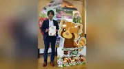 レッサーパンダモデルのVチューバー名「西山ちゃちゃ丸」に決定 鯖江市が名付け親に認定書