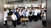 徳島県庁、内定式をカフェ交流会に変更 約100人が参加 カジュアルな雰囲気で採用強化