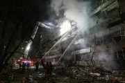 ウクライナでスターリンク利用制限、高官「米国はロシアを支援」