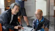 役所広司が牛の被り物姿を披露！宮藤官九郎も驚く『俺のこと、なんか言ってた？』特別映像公開