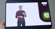 折りたたみ「iPhone Duo」でYouTubeが快適に動作、ただし進化の余地あり